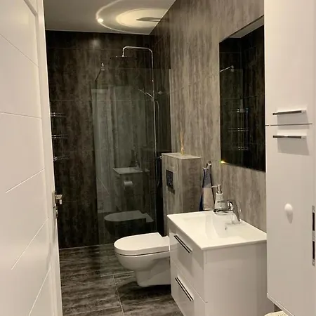 Apartamento Lovely For Rent For Demanding Clients *
